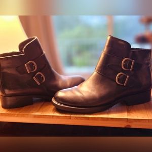 EUC Born Black Pirlo Boots Ankle Boots Booties 8.5